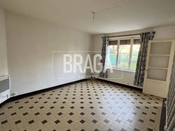 Immeuble 9 pièces 144 m²