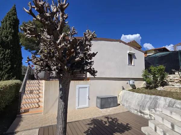 Maison 3 pièces vue mer à vendre au Castellet - Réf 42 - 252 000 €