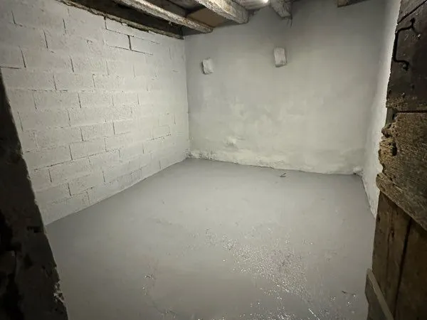 CAVE / LOCAL DE STOCKAGE 14 m² - ANNECY CENTRE