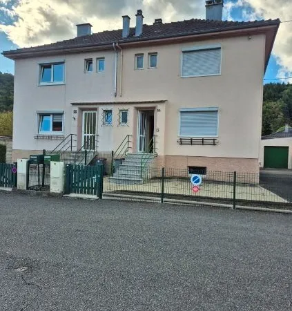 Vend maison accolé