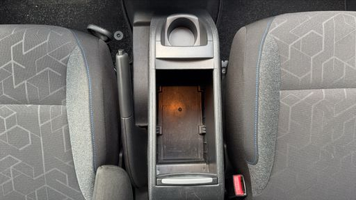 Peugeot Partner TEPEE TPMR 1.2 PureTech 110 - Style – 2017 – 60834 km – Essence – Boîte Manuelle — photo 11
