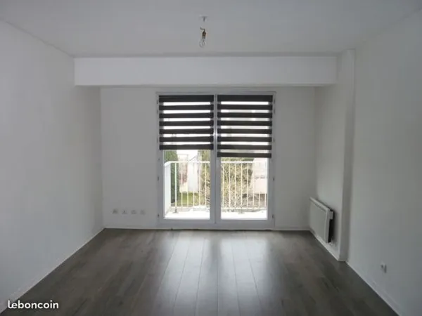Loue T2 35m2 + garage à Lorient quartier Merville