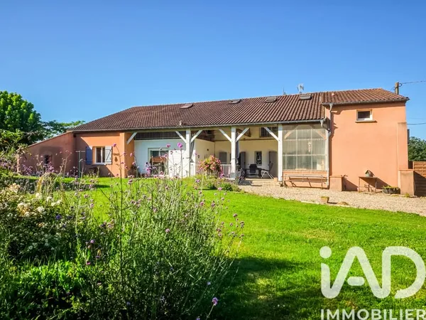 Maison 8 pièces 340 m²