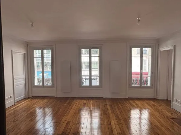 Bureaux 115 m²