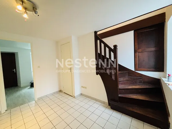 Maison de bourg a vendre à SEILHAC avec jardin
