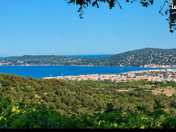Maison 87 m² - Vue mer exceptionnelle sur le Golfe de Saint-Tropez - Piscine