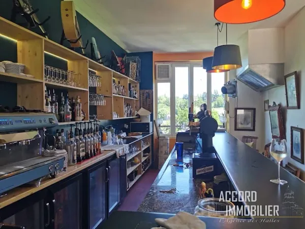 Immeuble 254 m²
