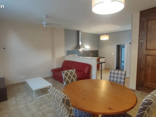 Appartement triplex, 3 chambres, 77m²