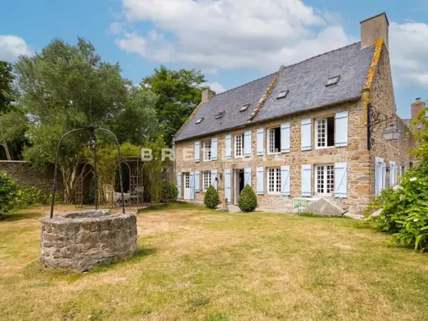 Maison 7 pièces 280 m²
