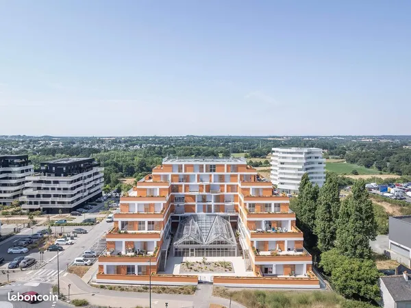 T3 récent - grande terrasse - parking