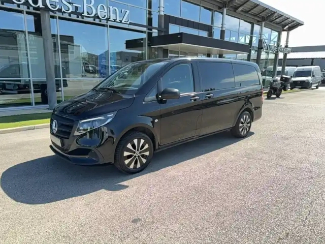 Mercedes Vito tourer 114 cdi lg 9g-tronic 4x4 — photo 1