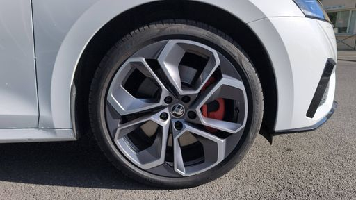 Skoda Octavia Combi 1.4 TSI PHEV iV 245 DSG6e - RS – 2021 – 89383 km – Hybride rechargeable – Boîte Automatique — photo 14