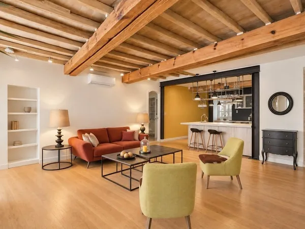 A VENDRE F3 CHARMANT AVEC TERRASSE - VIEILLE VILLE AJACCIO