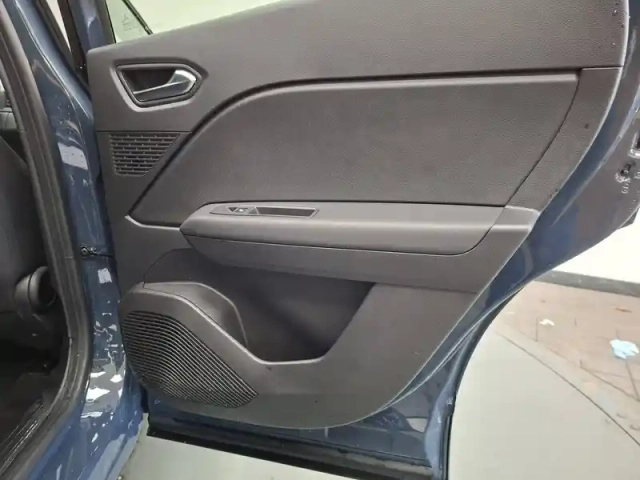 Renault Captur tce 100 gpl — photo 19