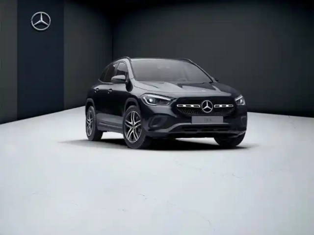 Mercedes Gla 200 d progressive line — photo 12