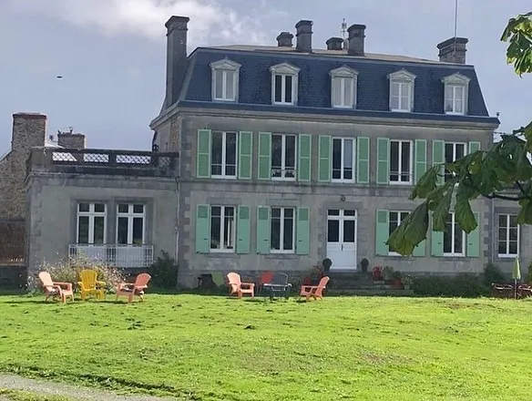Vends maison idéale grande famille ou activité chambre d'hôte