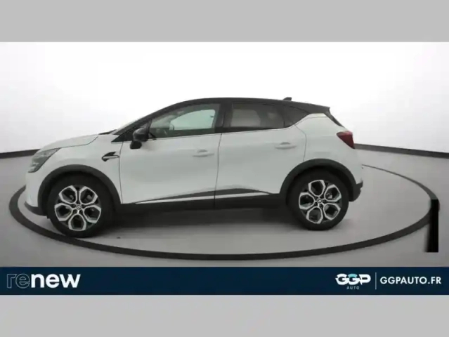 Renault Captur e-tech 145 - 21 r.s. line — photo 11
