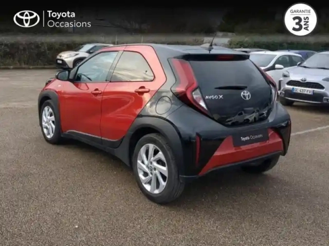 Toyota Aygo x 1.0 vvt-i 72ch design — photo 14