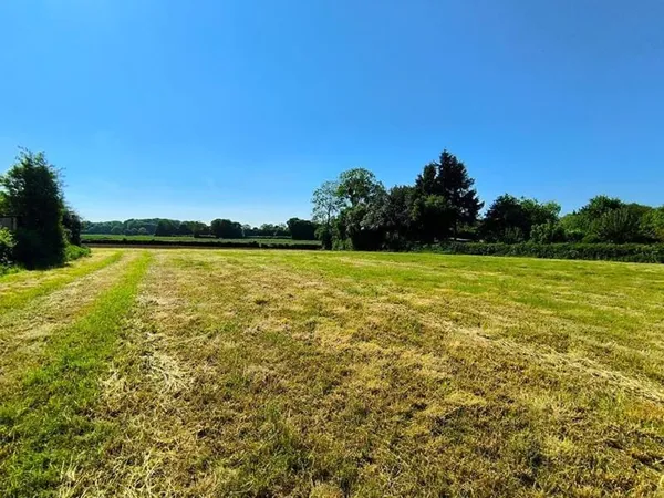 Terrain Ernemont Boutavent 903 m2