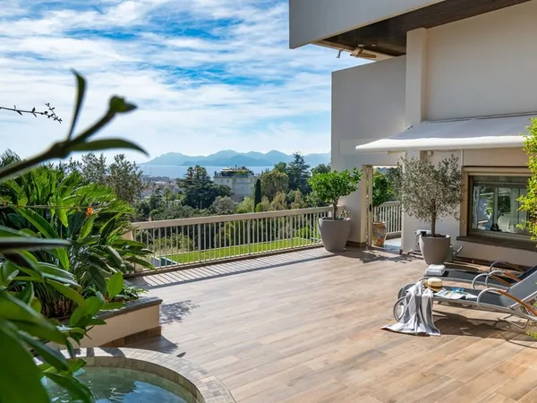Appartement 4 pièces 175 m²