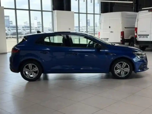 Renault Megane 1.5 blue dci 115ch evolution edc -23 — photo 4