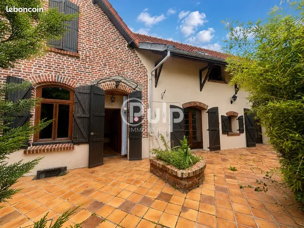 Longère 6 pièces 225 m²