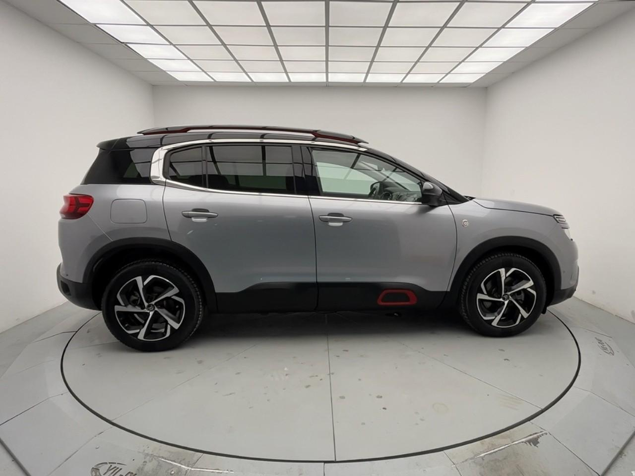 Peugeot 3008 hybrid 225 e-eat8 allure — photo 6