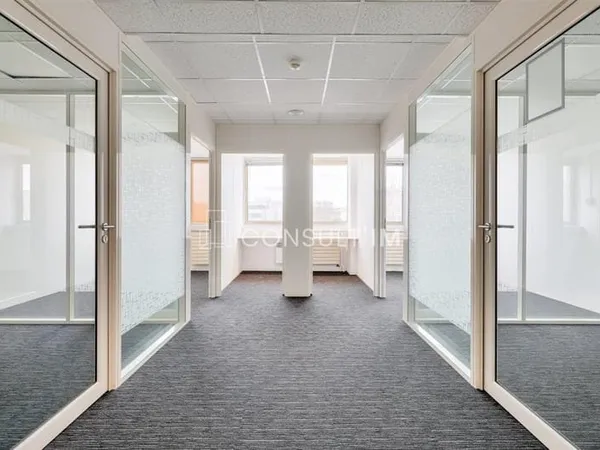 A louer surface de bureaux de 950 m²