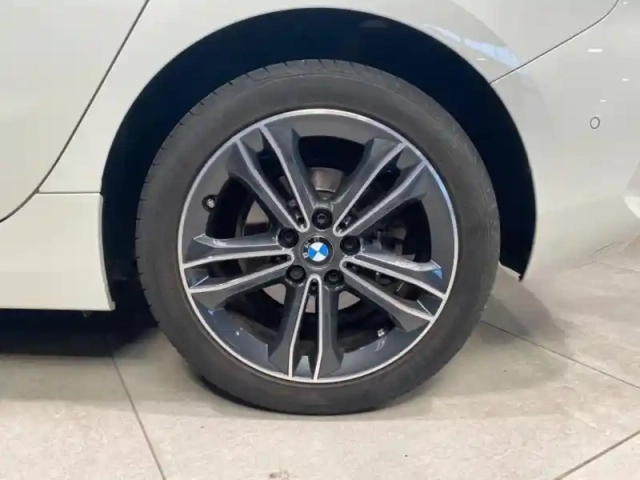 Bmw Serie 1 série 1 118ia 140ch edition sport dkg7 — photo 9