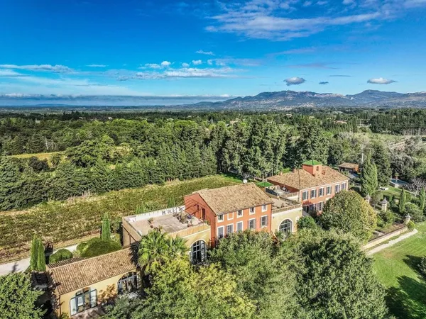 Maison de luxe 21 pièces 1300 m²