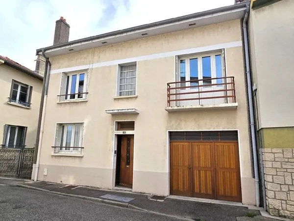 Maison de ville 8 pièces 180 m²