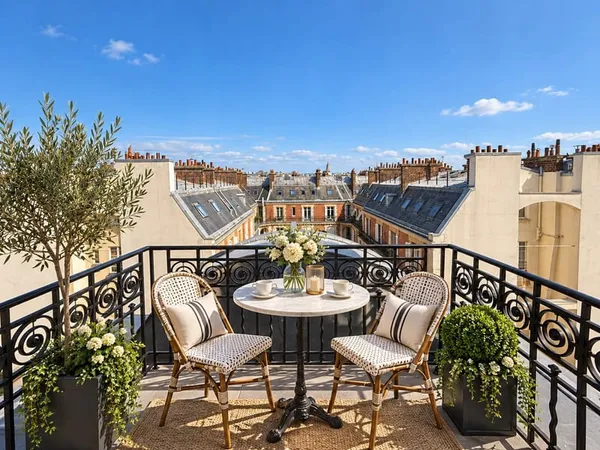 Duplex d'exception avec terrasse et vue tour Eiffel!