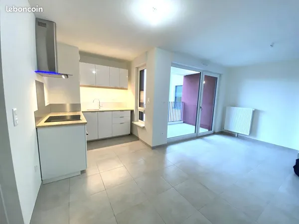 Particulier loue appartement F2 dans Résidence récente (2024)