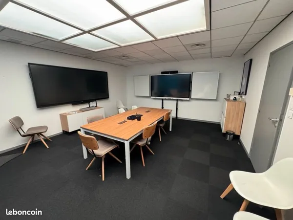 Local bureau pro avec service ideal 4 a 8 personnes