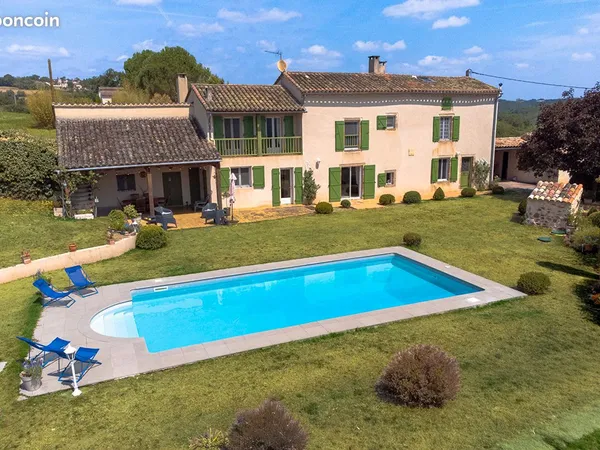 Maison 5 pièces 146 m²