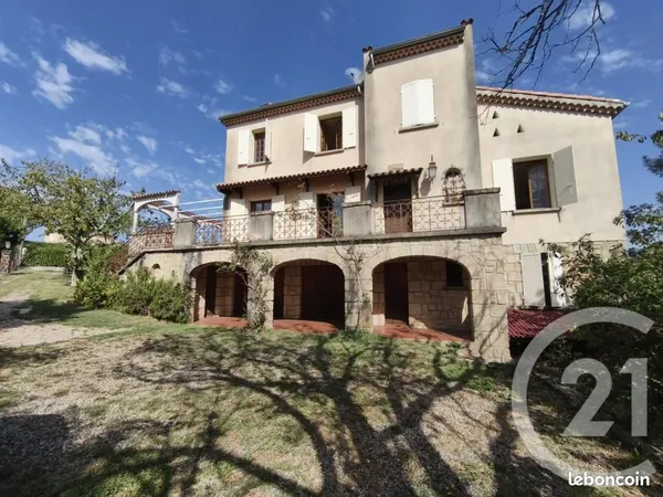 Maison 9 pièces 180 m²