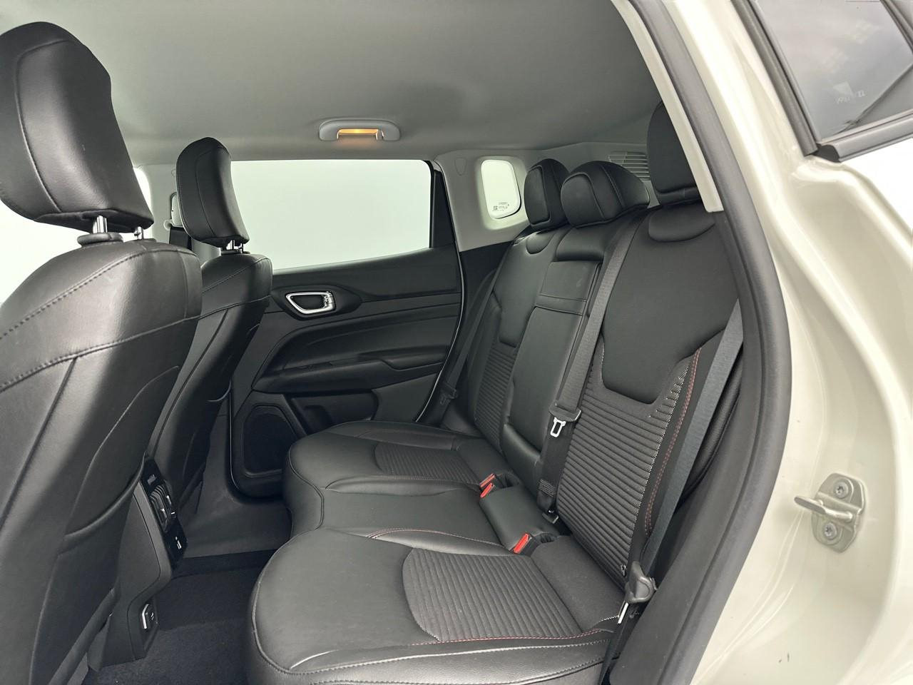 Jeep Compass 1.5 turbo t4 130 ch e-hybrid bvr7 high altitude — photo 11