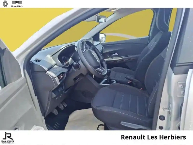 Dacia Sandero 1.0 eco-g 100ch stepway expression — photo 3