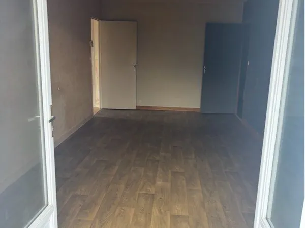 Maison Roussay 50 m2