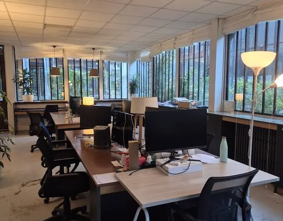 Bureaux/Locaux professionnels 120 m²