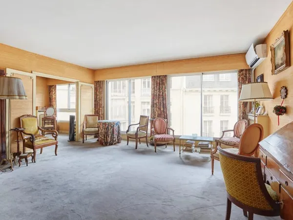 Paris XVIe - Trocadéro/Place de Mexico - 5e étage balcon - 127,5 m²