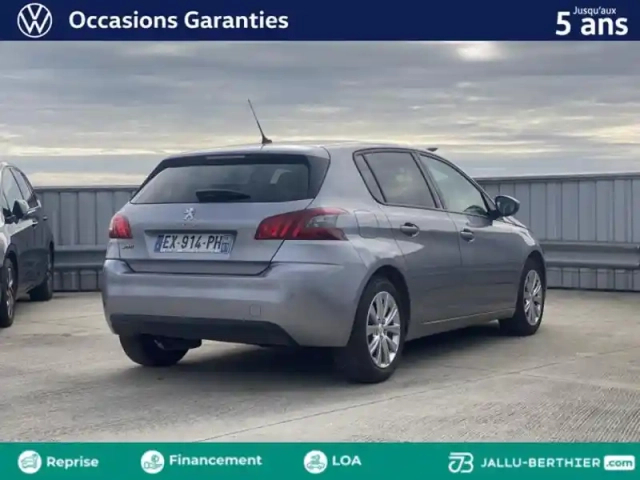 Peugeot 308 1.6 bluehdi 120ch s&amp;s style eat6 — photo 4