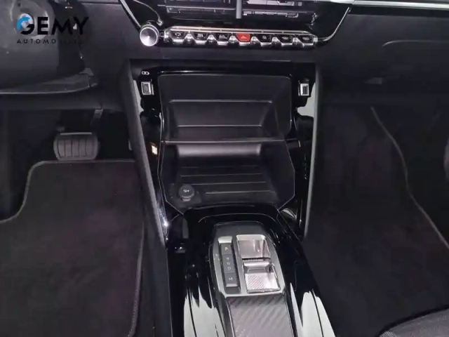 Peugeot 2008 puretech 130 s&amp;s eat8 — photo 14
