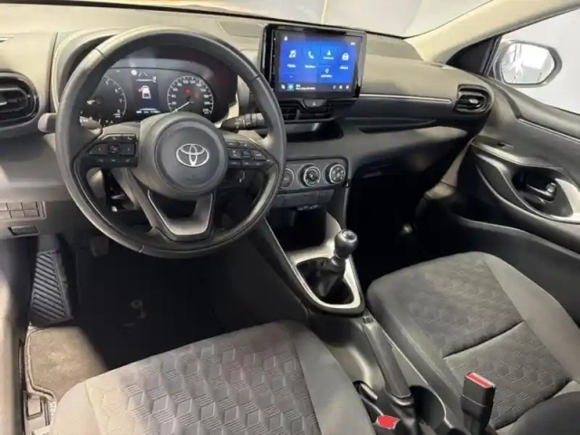 Toyota Yaris 120 vvt-i dynamic business 5p mc24 — photo 5