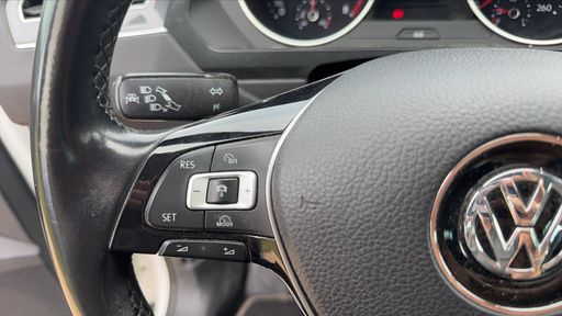 Volkswagen Tiguan 1.4 TSI 150 - Comfortline – 2018 – 142774 km – Essence – Boîte Manuelle — photo 12
