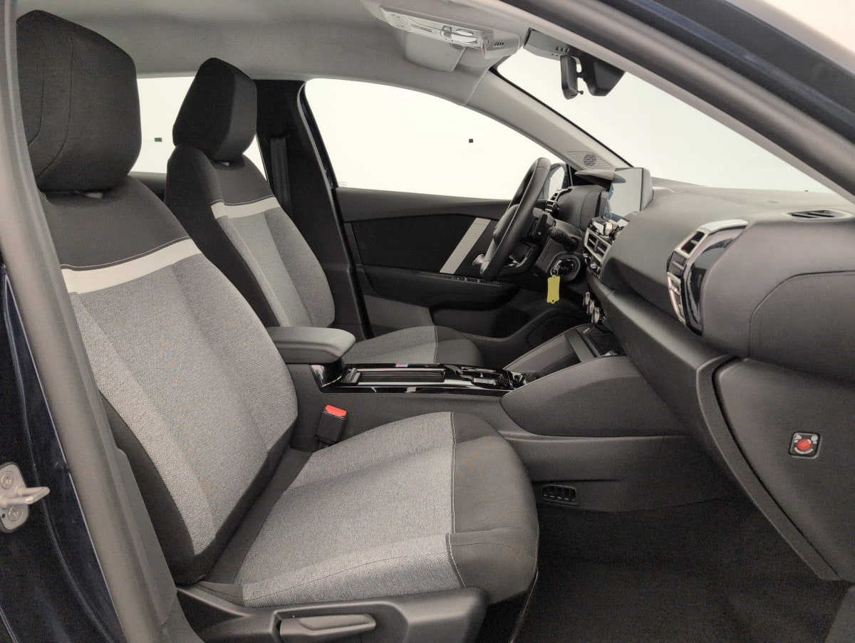 Citroën C4 — photo 9