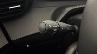 Peugeot 2008 1.2 PureTech 100ch S&S Active — photo 23