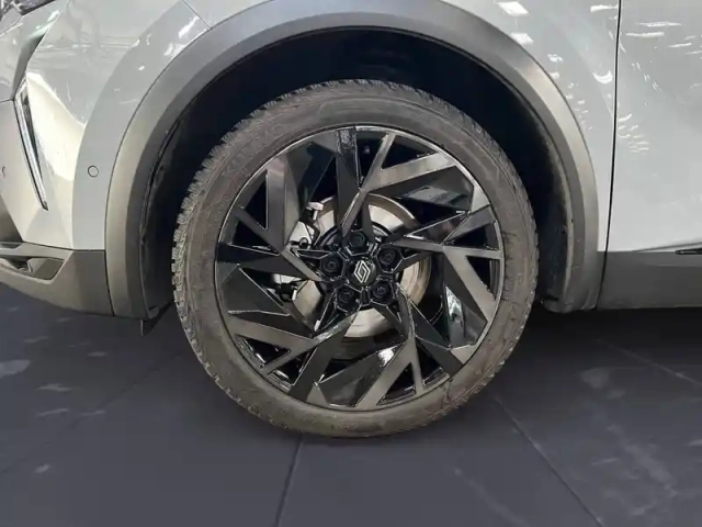 Renault Captur e-tech full hybrid 145 ch — photo 10