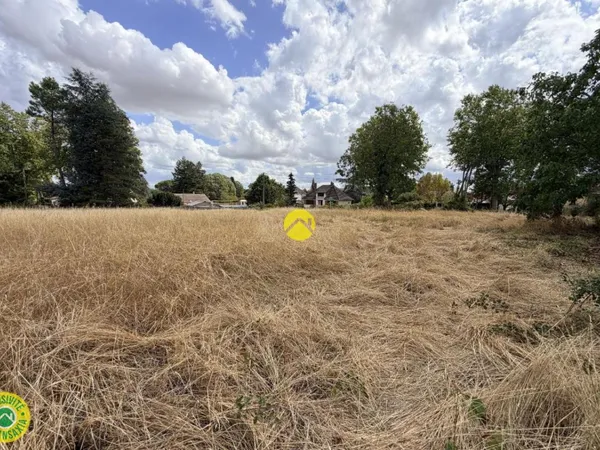 Terrain constructible 4190 m²