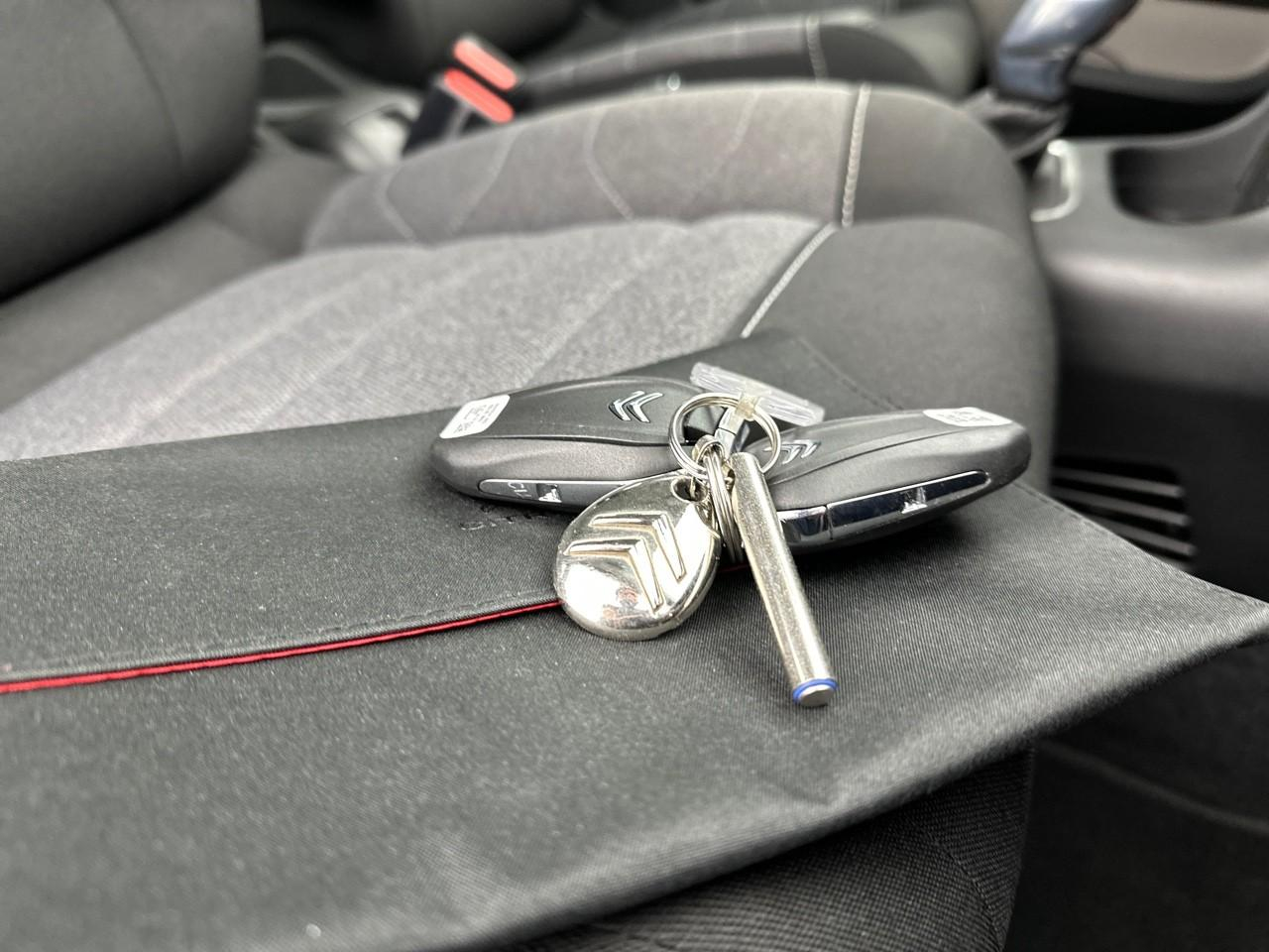 Citroën C3 puretech 110 s&s eat6 shine — photo 30